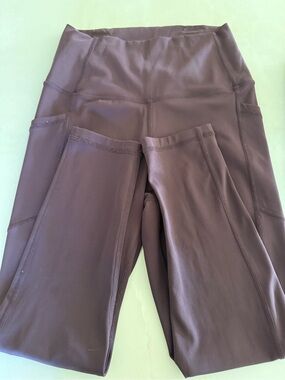 ZYIA Plum Pocket Light N Tight Leggings